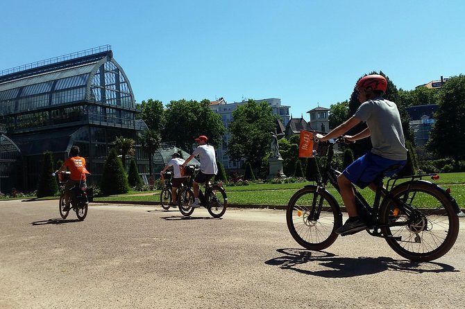 2h - Electric Bike Tour of Lyon with a Local Guide - Parc de la Tête d’Or: why it becomes the surprise favorite