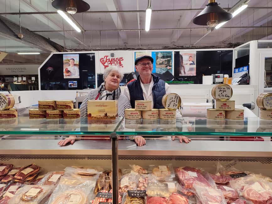 A locals's guide to Bordeaux’s historic market - Meet at Place de la Victoire, not a random square