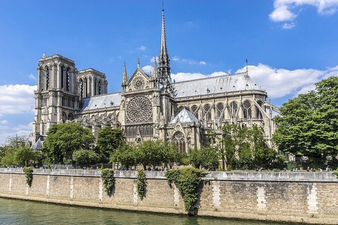 A Morning in Paris Food Tour: Croissants, Baguettes & Chocolate - How a 2.5-Hour Food Walk Turns Into a Real Paris Breakfast