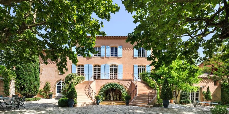 Aix-en-Provence: Half Day Wine Tour in Coteaux d'Aix - Driving Between Luberon and Sainte-Victoire