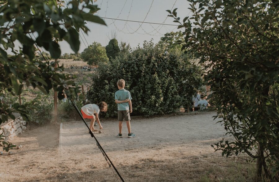Aix-en-Provence: Lavender Fields Visit - Food at Terre Ugo: snacks, lunch hours, and picnic energy