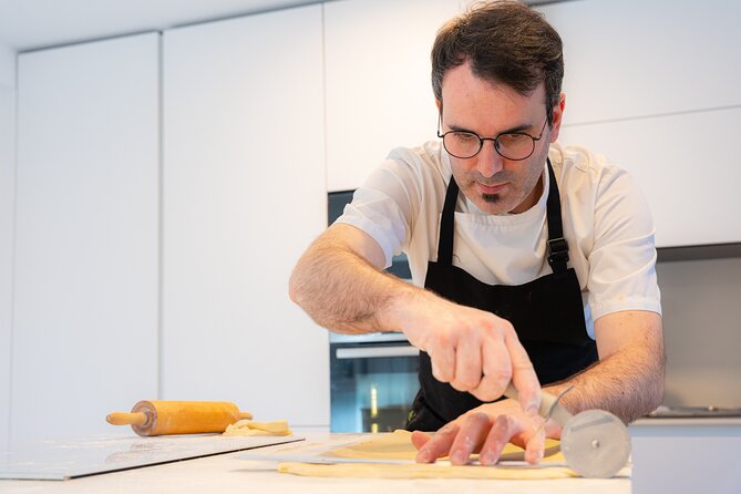 Aix en Provence Small group Croissant Baking Class with a chef - Croissants in Aix-en-Provence: what you really learn