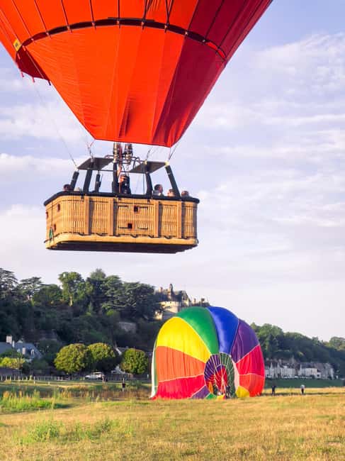 Amboise Hot-Air Balloon Sunset Ride over the Loire Valley - Landing with champagne: the payoff moment and your souvenir