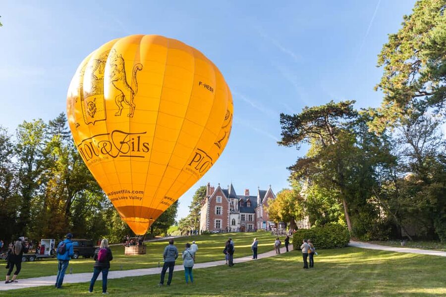 Amboise Hot-Air Balloon Sunset Ride over the Loire Valley - The Caves Plou & Fils stop in Amboise: a useful add-on