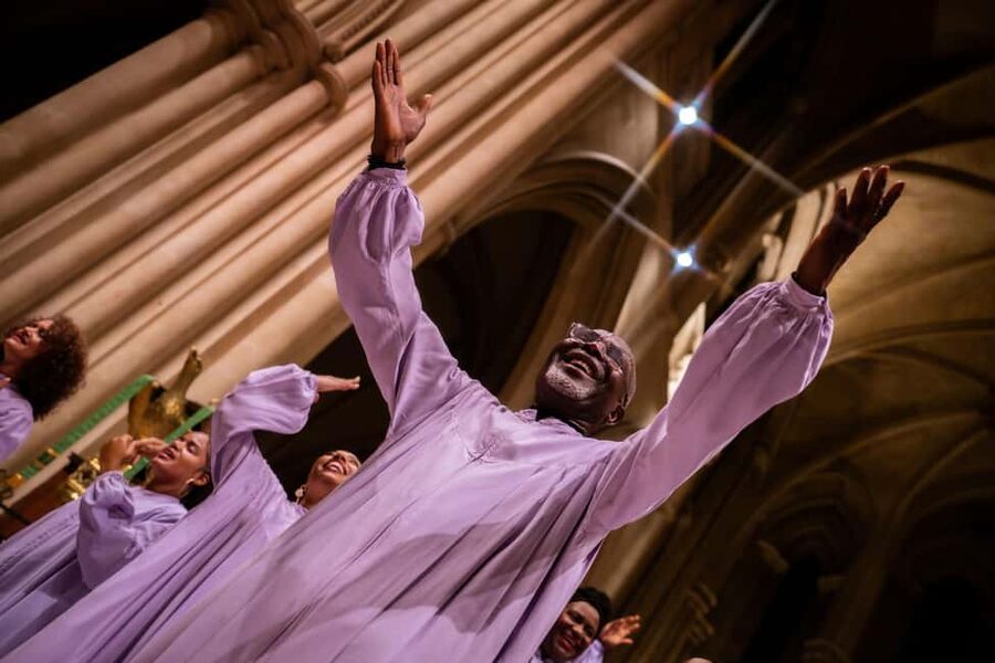 American Cathedral - Paris: Gospel Dream - Entering the hall: American Cathedral and other historic Paris churches