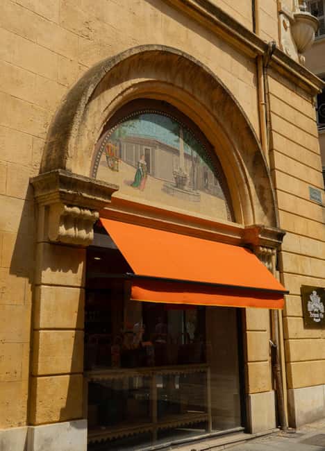 An Aix-traordinary Walking City Tour of Aix-en-Provence - Mazarin Photo Stop: Why a Single Frame Matters