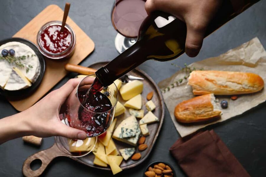 Annecy: Traditional Food Group Walking Tour - Place des Cordeliers and Rue Jean-Jacques Rousseau: where the food meets the stories