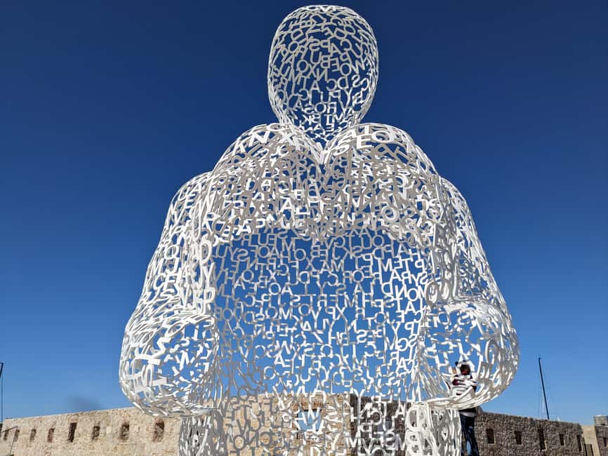 Antibes: 2 hour walking tour in the old town - Urban art and artisan workshops: what to look for as you walk