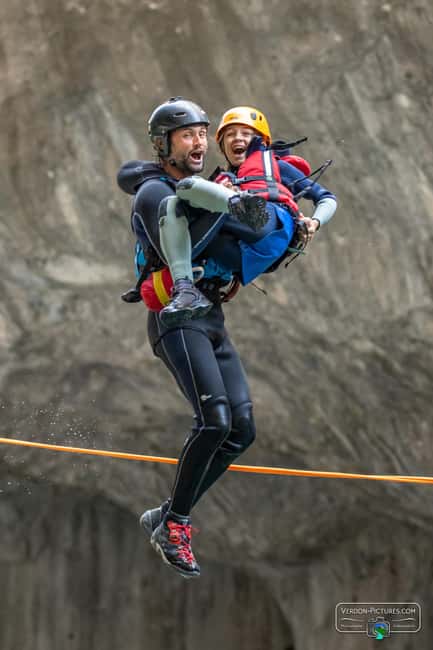 Aquatrekking <em>Pont de Tusset</em> Great Gorges of the Verdon – Key points before you go’ /></p>
<ul>
<li><strong>Pont de Tusset in the Great Gorges of the Verdon</strong> gives you serious river scenery in just 3 hours</li>
<li><strong>No rope canyoning style</strong>. You descend with swimming and paddling, and obstacles can be avoided</li>
<li><strong>Swim in turquoise pools, cross low progressive rapids, and opt into a few jumps</strong></li>
<li><strong>Paddle time beneath Entrevaux’s historic Vauban fortress</strong> adds variety beyond the main canyon section</li>
<li><strong>Small groups of up to 8</strong> means more attention from your guide when you are suiting up and in the water</li>
</ul>
<h2 id="aqua-trekking-at-pont-de-tusset-what-the-3-hours-actually-feel-like">Aqua trekking at Pont de Tusset: what the 3 hours actually feel like</h2>
<p><img width="900" height="600" decoding="async" src=