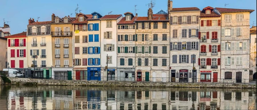 Bayonne: Guided Food Walking Tour (with Food and Drinks) - Key things to know before you go