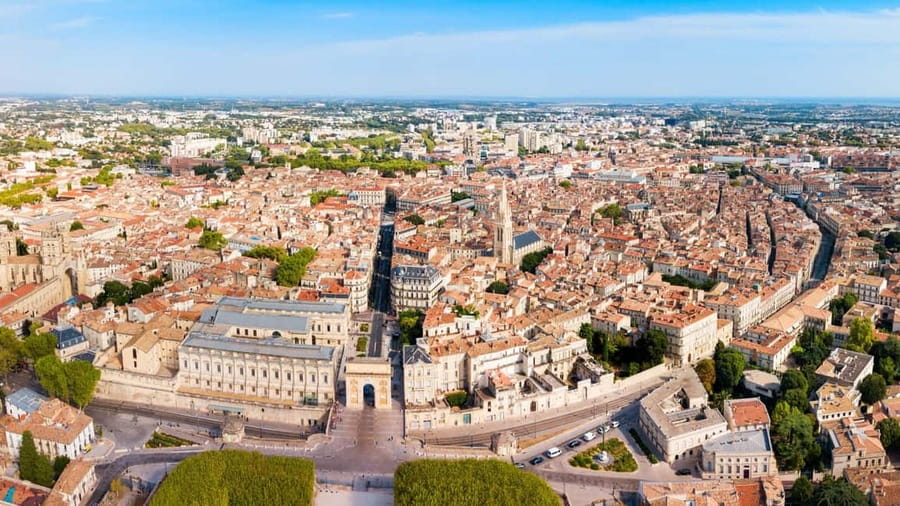 Best of Montpellier: Private Walking Tour with a Local - Esplanade Charles de Gaulle, then Peyrou for a breather with views