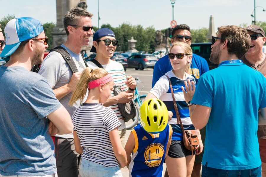 Best of Paris Bike Tour - Champs-Élysées and Place de la Concorde: Big Views in Real Time
