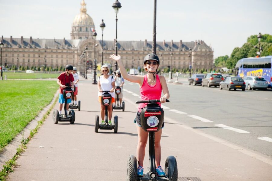 Best of Paris Electric Bike Tour - E-Bike Comfort and Safety: Helmet Included, Pace Managed