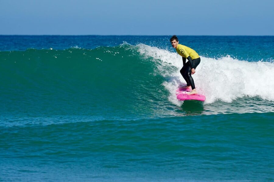 Biarritz: 1.5-Hour Group Surf Lesson - Finding the meeting spot by the lifeguard flag