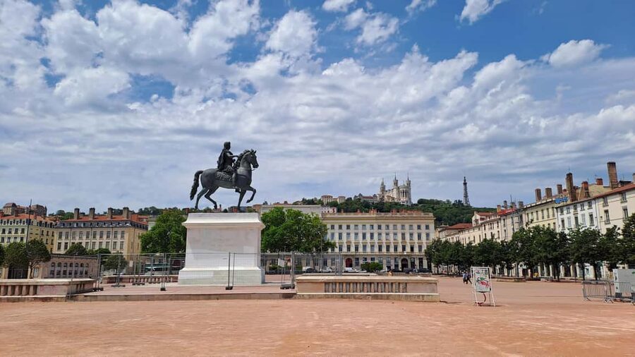 Big traboules in Little Lyon : private walking tour - Presqu’île to Vieux Lyon: seeing the city’s changes in order