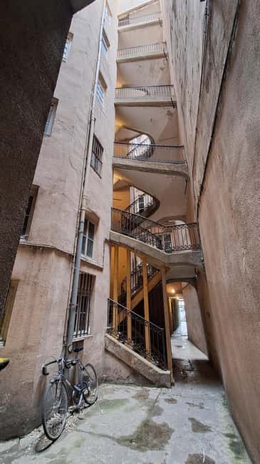 Big traboules in Little Lyon : private walking tour - Fourvière and Notre-Dame de Fourvière: the view plus the why