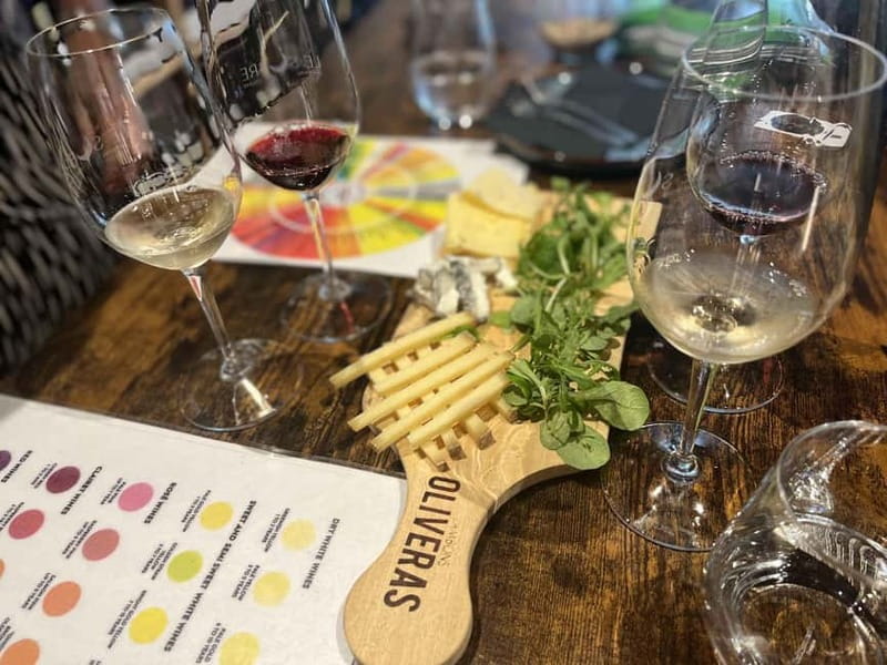 Blind Tasting: 4 Bordeaux Natural Wine + Cheese experience - Meeting at Saint Michel: the easy start point