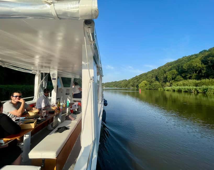 Boat ride on the Canal de la Rance - Getting there: the towpath walk and where to park
