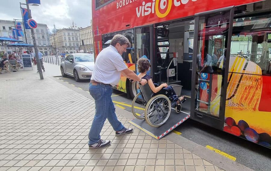 Bordeaux : 1 or 2 day Hop-on Hop-off visit - Price and value: does the $29 hop-on pass make sense?