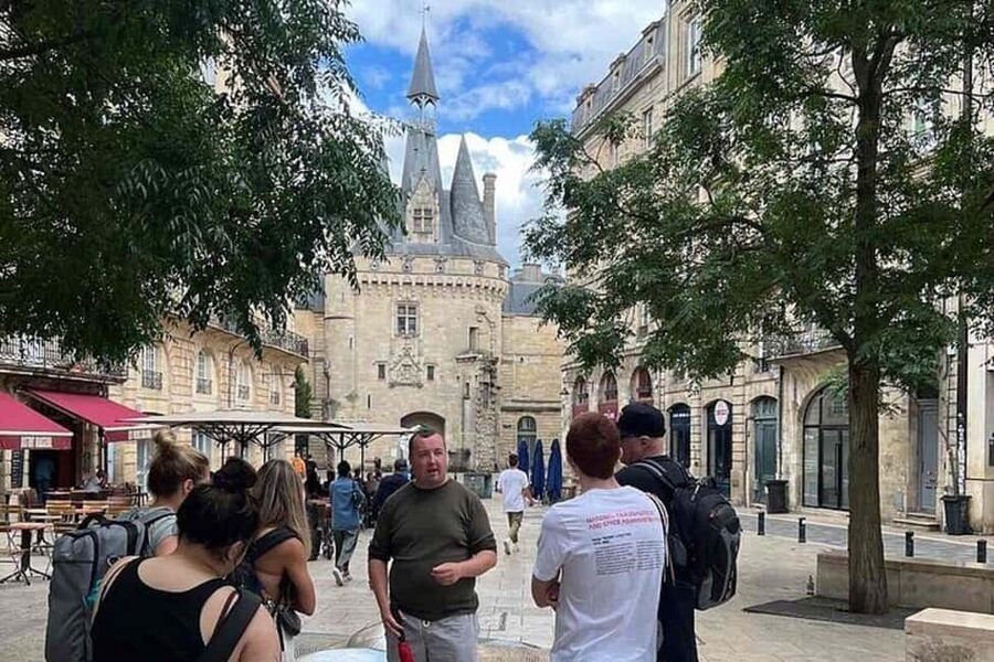 Bordeaux: City Highlights Guided Walking Tour - Cathedral Saint André and Tour Pey-Berland, Where Architecture Tells Time