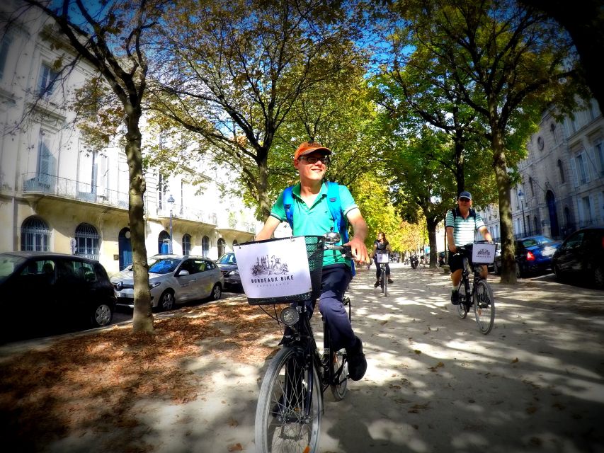 Bordeaux: Essentials 3-Hour Bike Ride - Old Bordeaux first: Palais de Justice, Saint-André, and the Big Bell