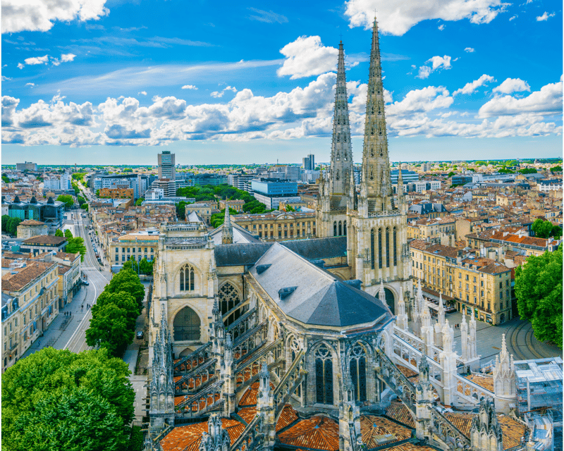 Bordeaux food tour: sweet specialities & highlights - Saint André Cathedral, City Center Stops, and What the Guide Does With It