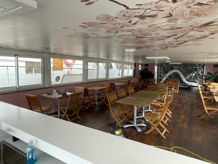 Bordeaux: Garonne River Yacht Cruise with Brunch - Small but important considerations before you book