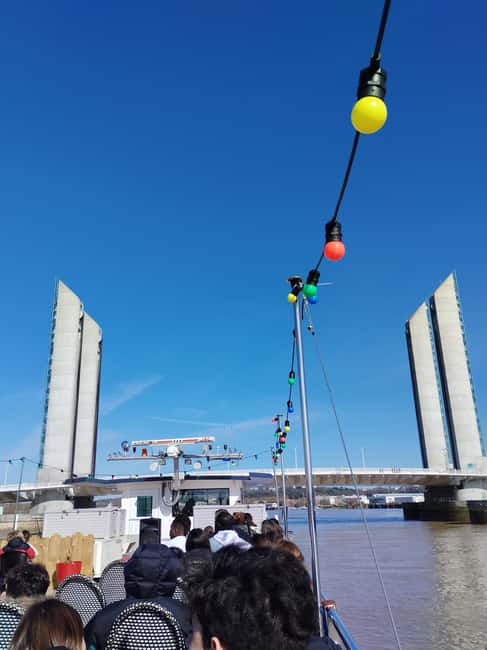 Bordeaux: Guided River Cruise - The 90 minutes in plain terms: walk, viewpoints, then the 40-minute cruise