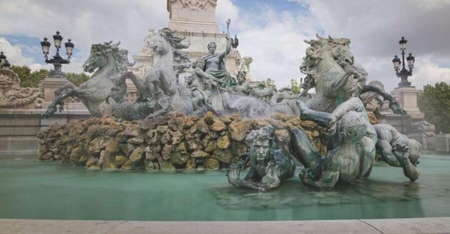 Bordeaux : Must-See Attractions Walking Tour - Included support that helps you travel smarter