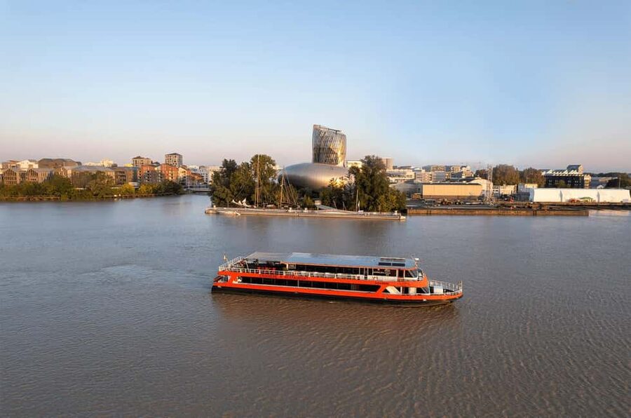 Bordeaux: River Cruise with Commentary, Wine and Canelé - Boarding at the Ponton d’Honneur, where the tour begins