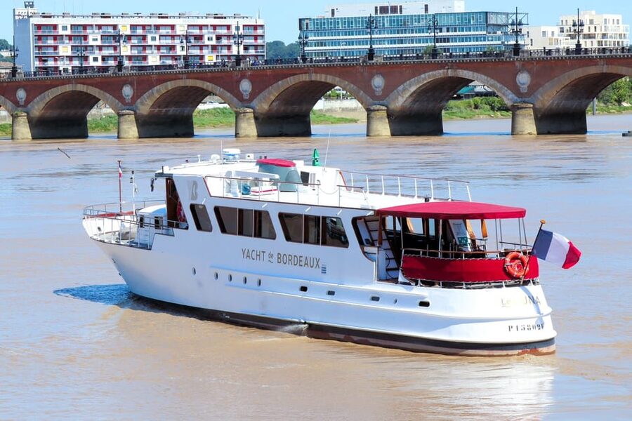 Bordeaux: River Garonne Cruise with Glass of Wine and Canelé - Is It Worth Your Time? Who This Cruise Suits Best