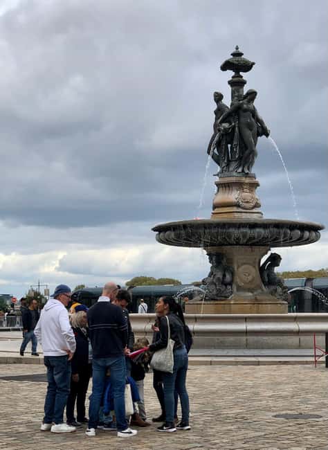 Bordeaux: Small group - Guided Walking Tour - Grand Triangle feeling and the final walk to Place de la Comédie