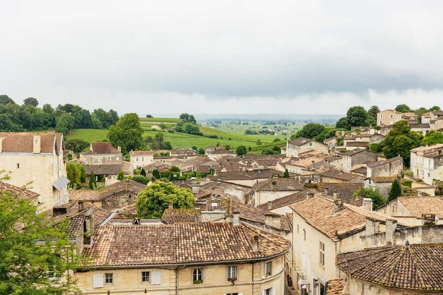 Bordeaux: St. Emilion Day Trip with Wine Tasting and Lunch - Why Saint-Émilion works so well as a Bordeaux day trip