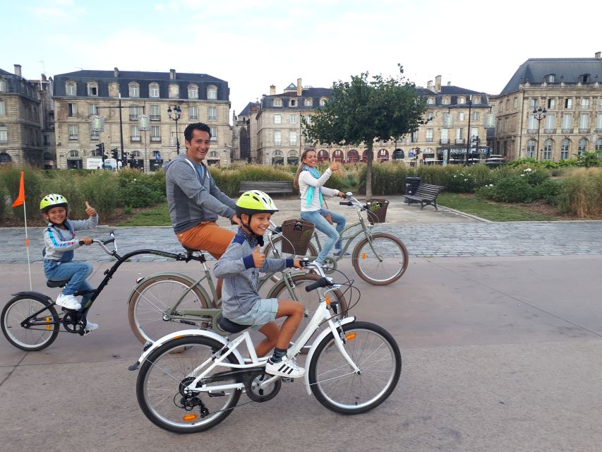Bordeaux: Top Landmarks & Historic Bike Tour - Quinconces, Grand Théâtre, Place des Grands Hommes, and the big-city center