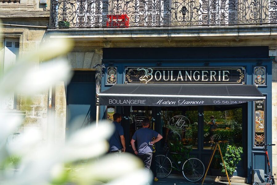 Bordeaux: Walking Tour of the City's Best Bakeries - Bordeaux bakery tour vibe: food first, walking second