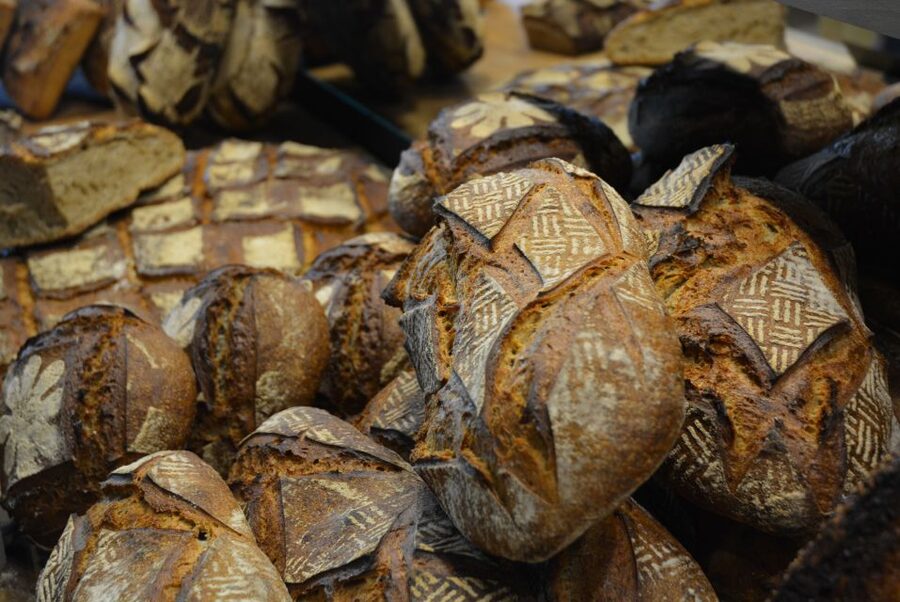 Bordeaux: Walking Tour of the City's Best Bakeries - The walk plan: 3 hours, small group, and a steady pace