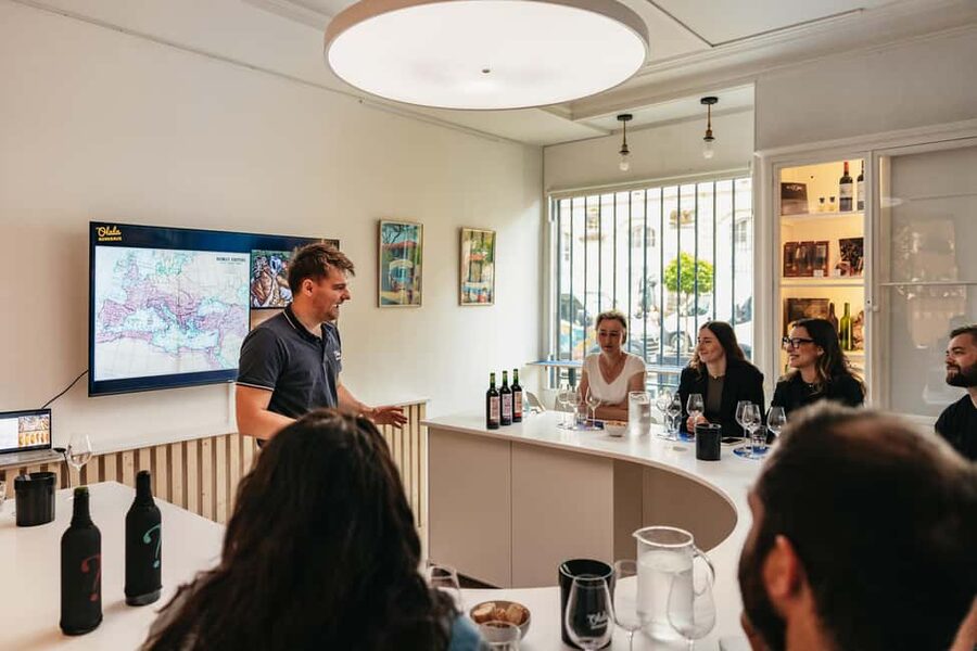 Bordeaux: Wine Masterclass with Cheese and Charcuterie Board - The Tasting Method: Train Your Eyes, Nose, and Palate