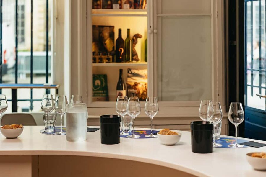Bordeaux: Wine Masterclass with Cheese and Charcuterie Board - FAQ