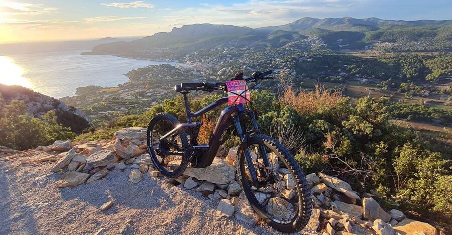 Calanques National Park: E-Mountain Bike with Virtual Guide - Cap Canaille: the viewpoint that makes the whole ride feel worth it