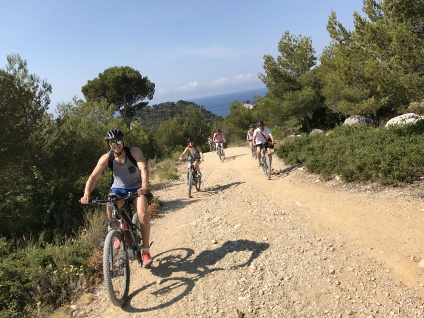 Calanques National Park: E-Mountain Bike with Virtual Guide - How sporty is it, really? Skills, height, shoes, and who should pass