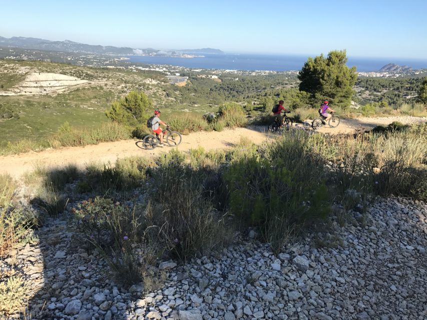 Calanques National Park: E-Mountain Bike with Virtual Guide - Meeting at Trolib Cassis and getting your bike ready