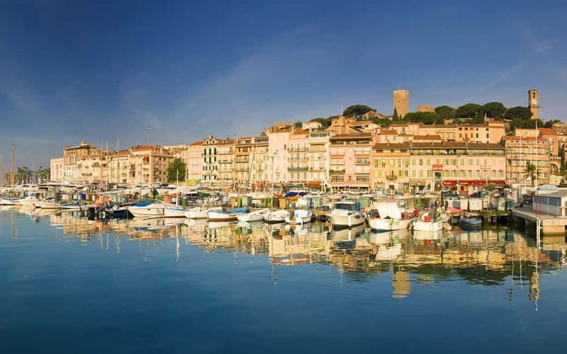 Cannes Walking Tour with Little Souvenir - Key highlights at a glance