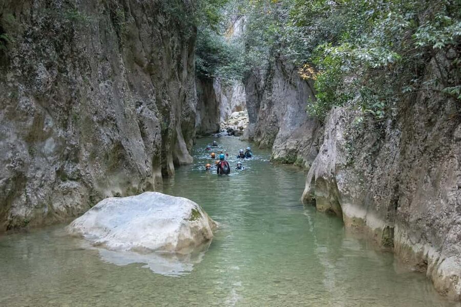 Canyoning Galamus gorges - Gear stage: why the equipment is included and how it helps