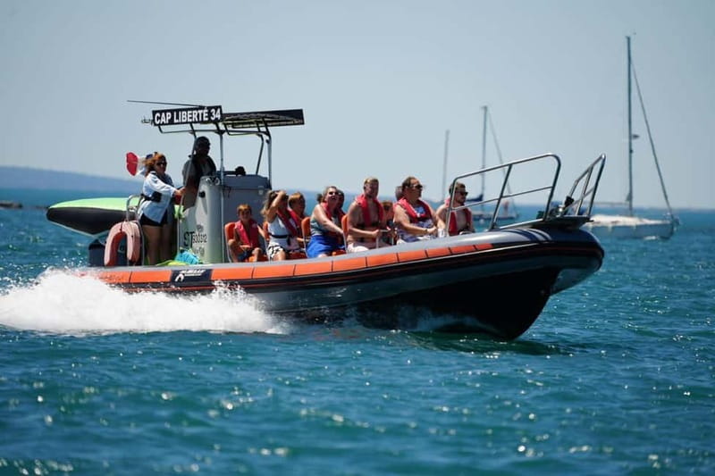 Cap d'Agde: 2-hour boat trip, guided tour + swimming - Grande Conque volcanic cliffs, plus the swim timing that works