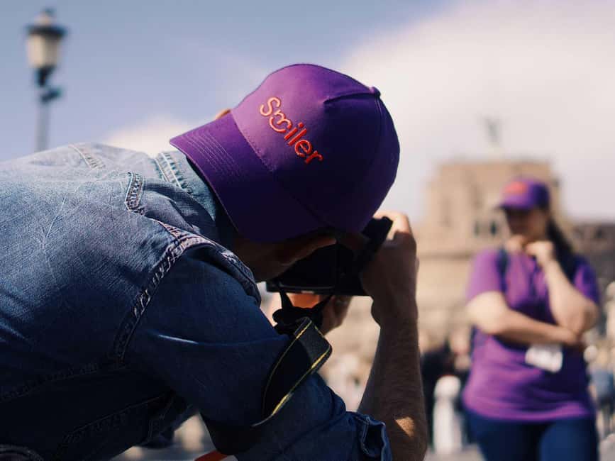 Capture the Magic of Strasbourg with an Exclusive Photoshoot - How the Photographer Gets Genuine Smiles in Crowds