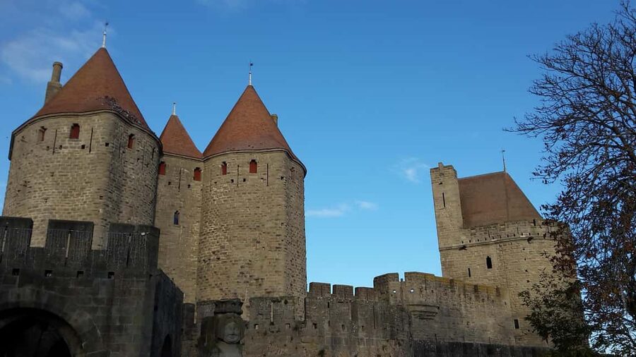Carcassonne: 1h30 Walking Tour of the Medieval City - Ramparts and Aude Valley Panoramas, Short Walk, Big Views