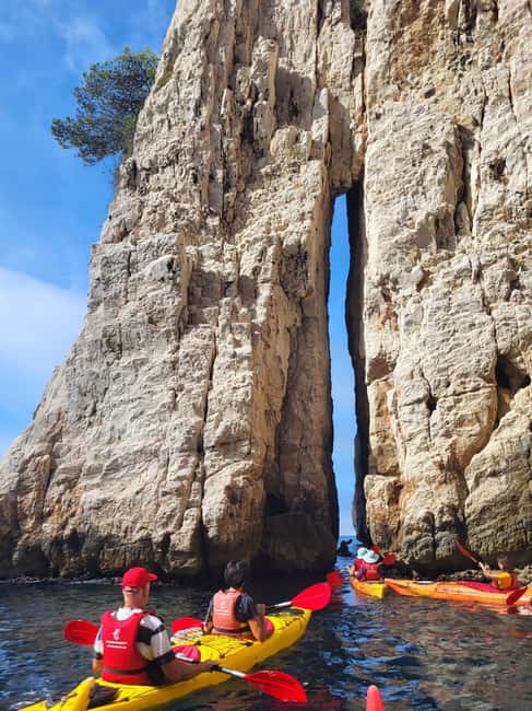 Cassis: Calanques National Park Sea Kayaking Tour - What you should bring (and what can ruin your comfort)