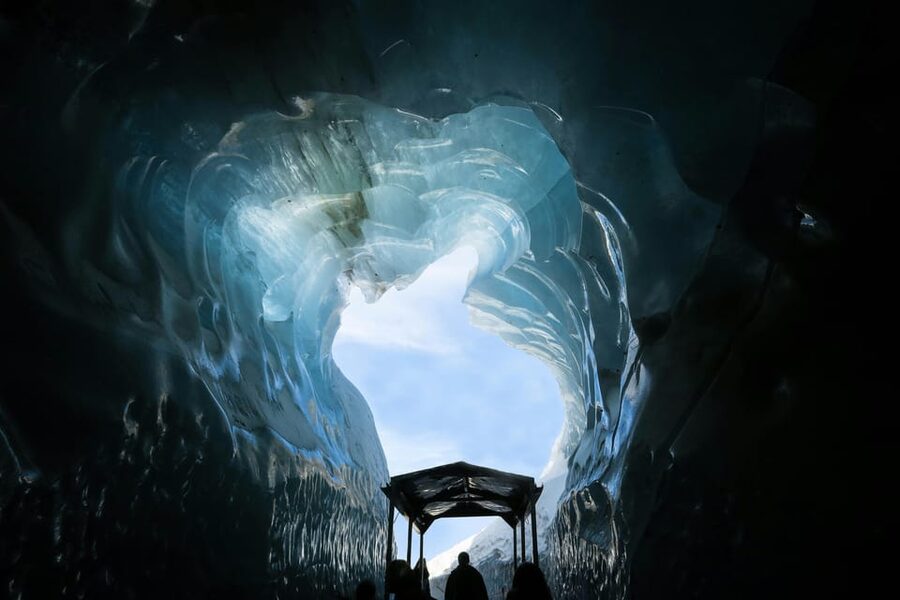 Chamonix: Guided Tour to the Aiguille du Midi and Montenvers - The optional Balcon Nord hike for when you want more legs