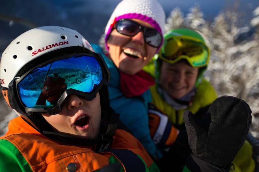 Chamonix: Private 1st Ski Lesson with Equipment and Clothing - Included skis and clothing: why this private lesson removes real friction