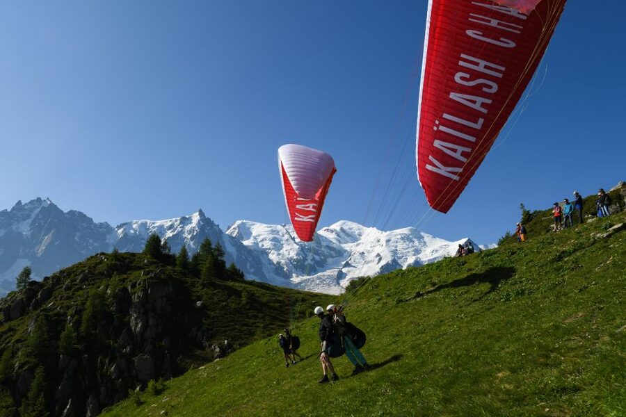 Chamonix: Tandem Paragliding Flight with Mont-Blanc Views - Planpraz Gondola meeting point, and why it matters